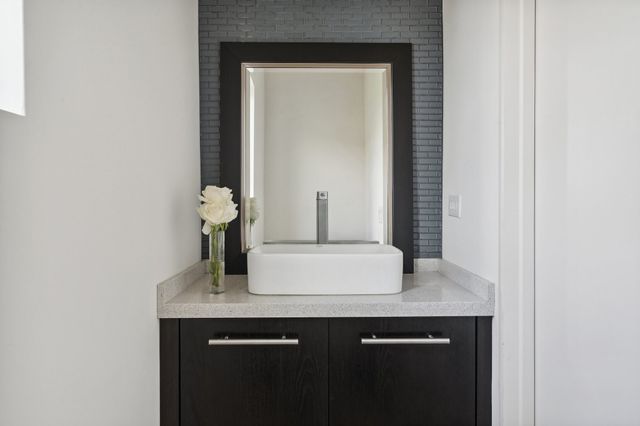 4302 Deere Street A, Dallas, TX 75204