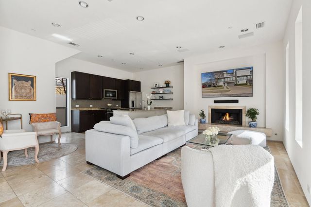 4302 Deere Street A, Dallas, TX 75204