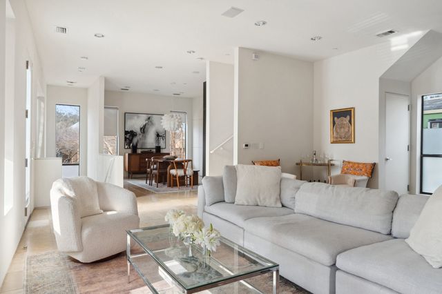 4302 Deere Street A, Dallas, TX 75204