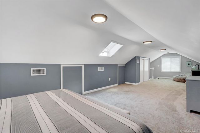 239 S 2nd Street, Lindenhurst, NY 11757