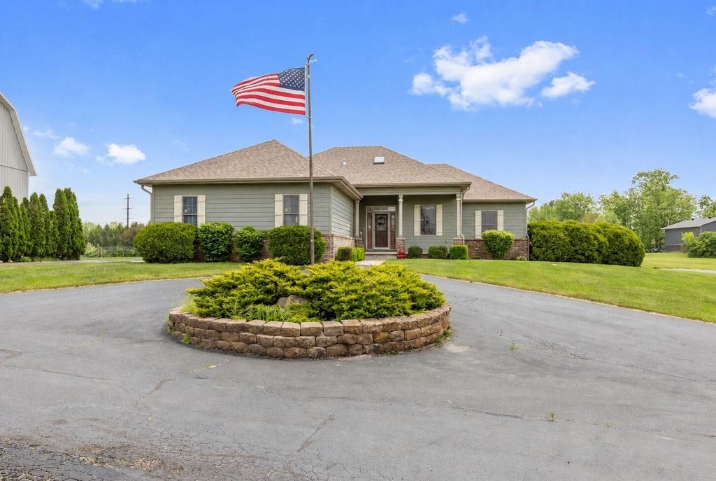 91 S 600 W, Hebron, IN 46341