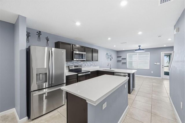 11385 SPECTACLED DRIVE, New Port Richey, FL 34654