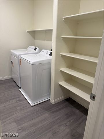 10419 Luna Mezzo Street, Las Vegas, NV 89141