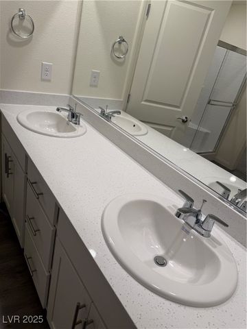 10419 Luna Mezzo Street, Las Vegas, NV 89141