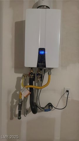 10419 Luna Mezzo Street, Las Vegas, NV 89141