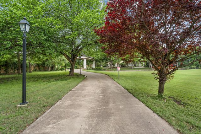 4812 Williams Road, Benbrook, TX 76116