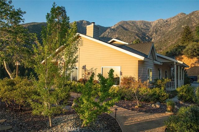 38736 Oak Glen Road, Oak Glen, CA 92399