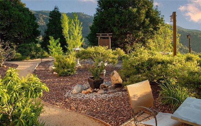 38736 Oak Glen Road, Oak Glen, CA 92399