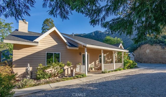 38736 Oak Glen Road, Oak Glen, CA 92399
