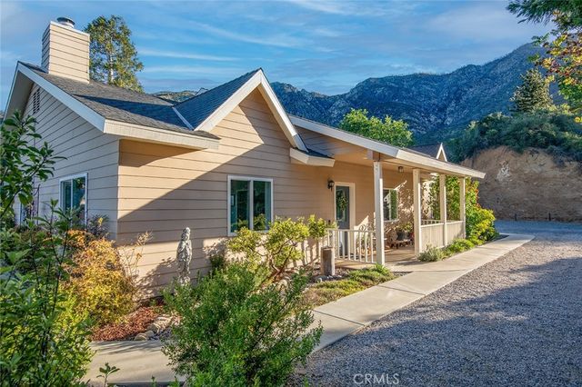 38736 Oak Glen Road, Oak Glen, CA 92399