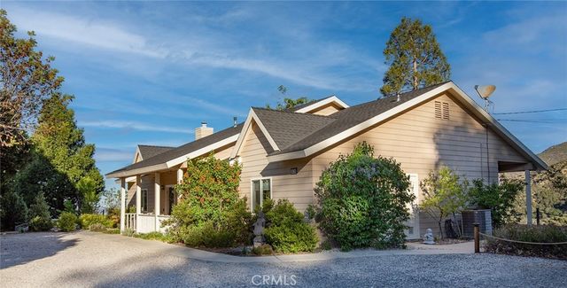 38736 Oak Glen Road, Oak Glen, CA 92399
