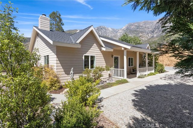 38736 Oak Glen Road, Oak Glen, CA 92399