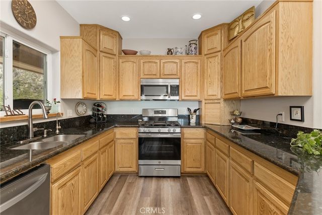 38736 Oak Glen Road, Oak Glen, CA 92399