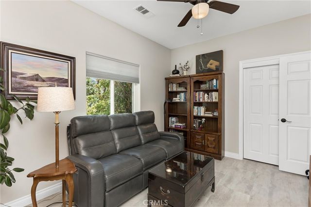 38736 Oak Glen Road, Oak Glen, CA 92399