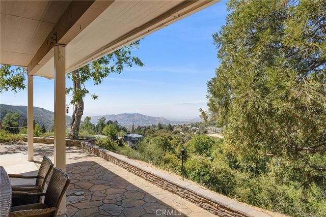 38736 Oak Glen Road, Oak Glen, CA 92399
