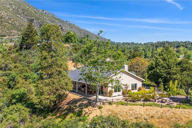 38736 Oak Glen Road, Oak Glen, CA 92399