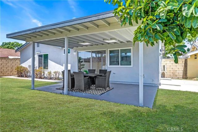 11610 Gonsalves, Cerritos, CA 90703