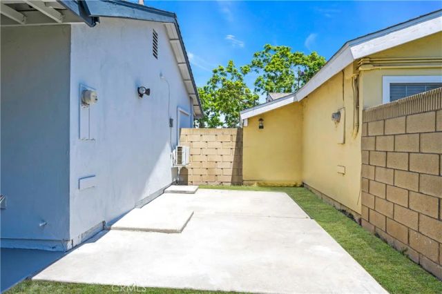 11610 Gonsalves, Cerritos, CA 90703