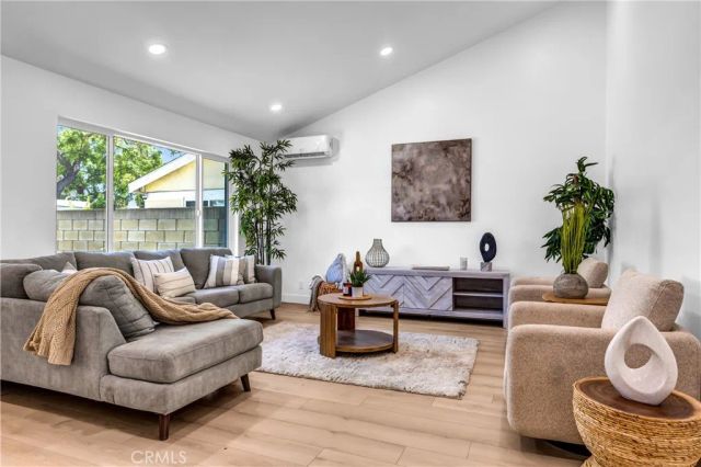 11610 Gonsalves, Cerritos, CA 90703