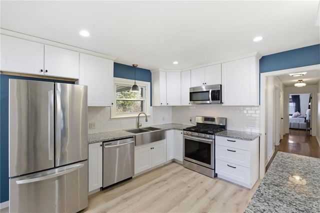 1618 E 75th Terrace, Kansas City, MO 64131