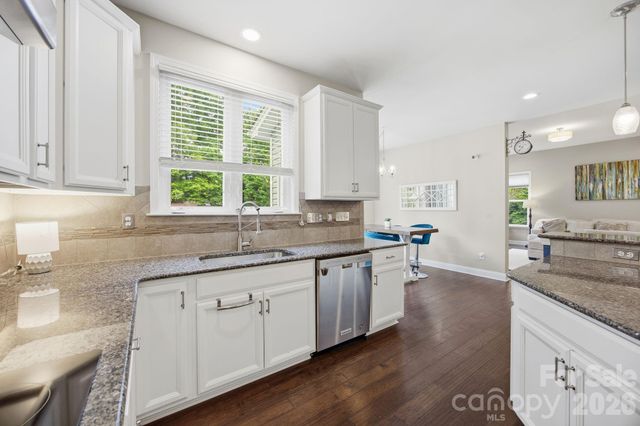 7223 Old Valley Way, Harrisburg, NC 28075