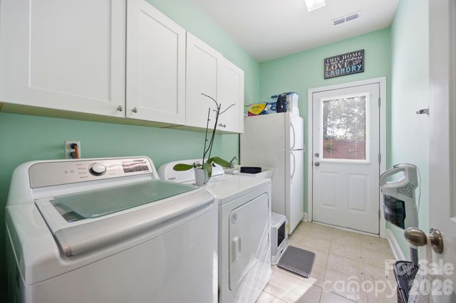 7223 Old Valley Way, Harrisburg, NC 28075