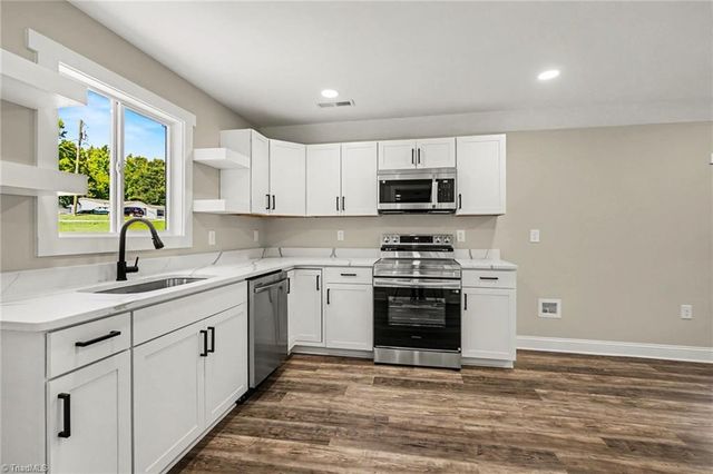 607 Truman Street, Eden, NC 27288