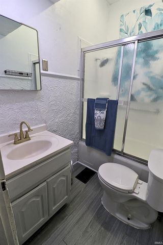 107 E 4th Street, Otterbein, IN 47970