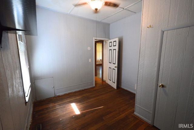 107 E 4th Street, Otterbein, IN 47970