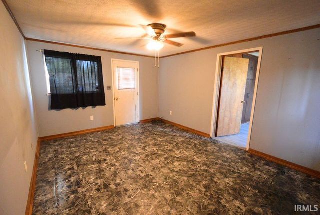 107 E 4th Street, Otterbein, IN 47970