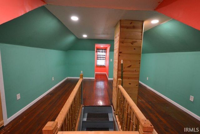 107 E 4th Street, Otterbein, IN 47970