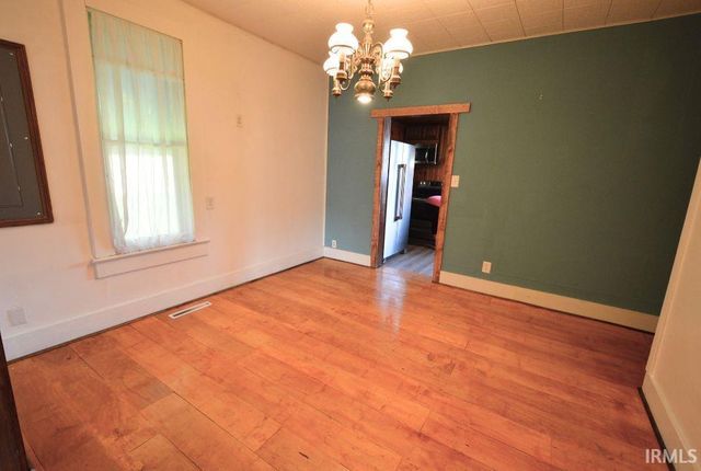 107 E 4th Street, Otterbein, IN 47970