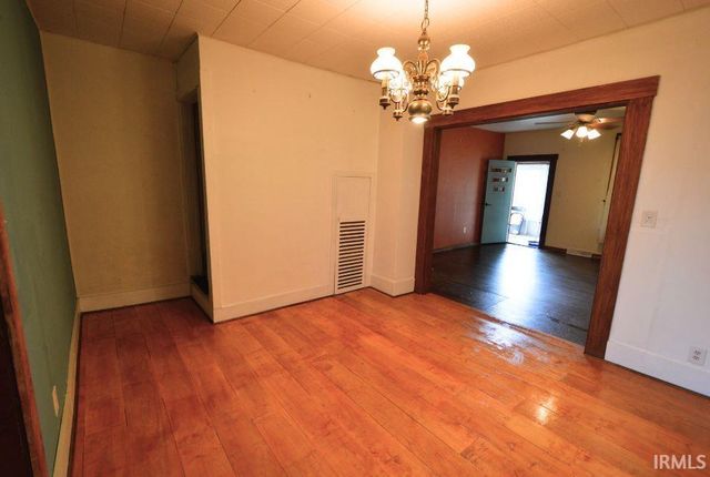 107 E 4th Street, Otterbein, IN 47970