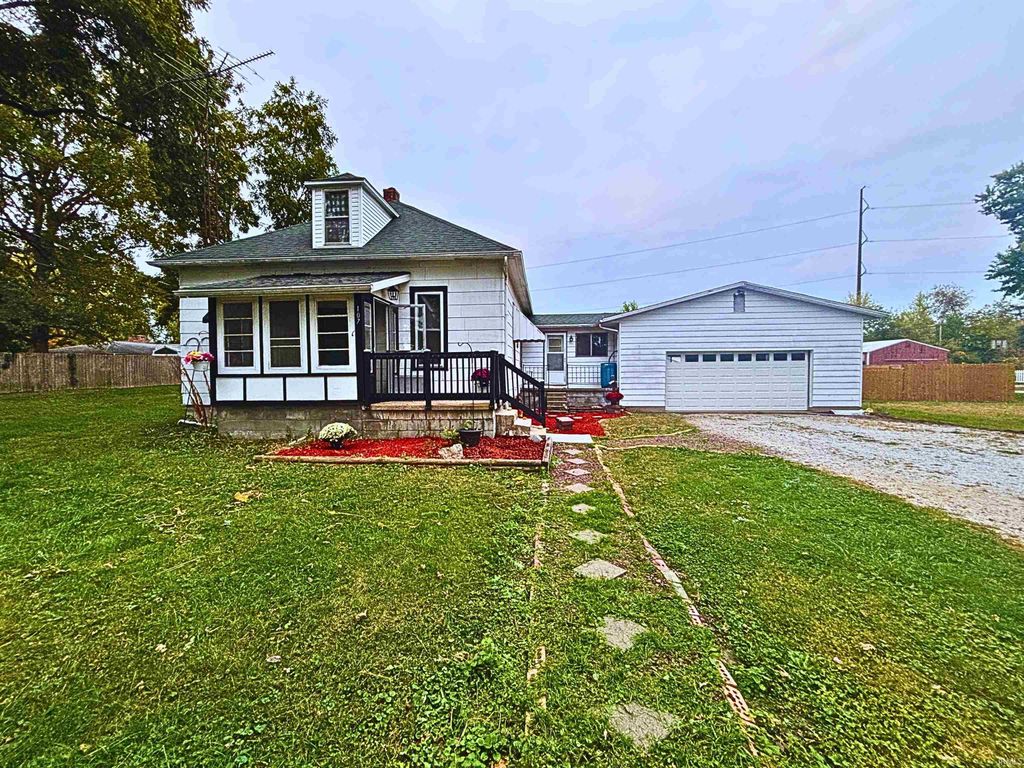 107 E 4th Street, Otterbein, IN 47970