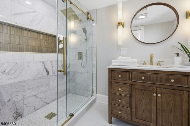 811 Rue Ave, Point Pleasant Boro, NJ 08742