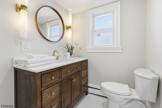 811 Rue Ave, Point Pleasant Boro, NJ 08742