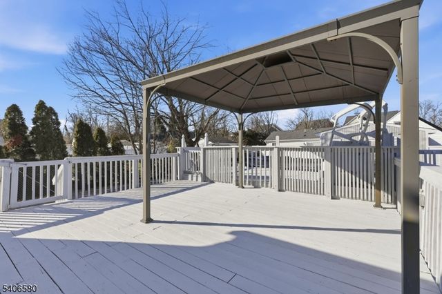 811 Rue Ave, Point Pleasant Boro, NJ 08742