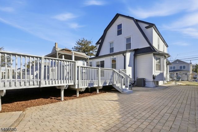 811 Rue Ave, Point Pleasant Boro, NJ 08742
