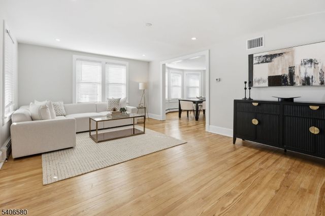 811 Rue Ave, Point Pleasant Boro, NJ 08742