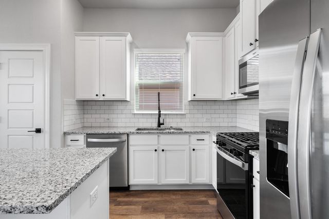 309 Lt John Decker DR, San Marcos, TX 78666