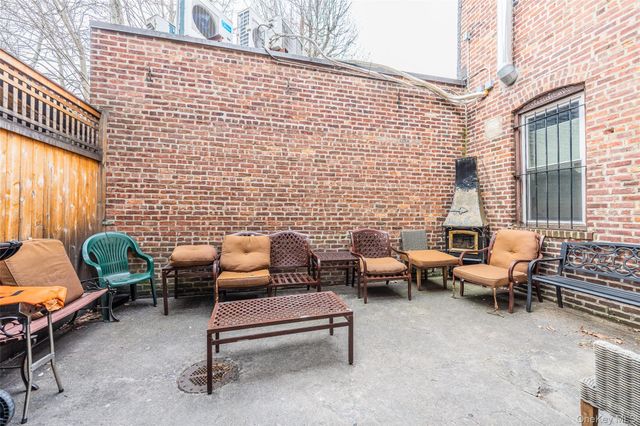 16904 Crocheron Avenue, Flushing, NY 11358