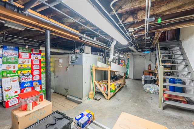 16904 Crocheron Avenue, Flushing, NY 11358
