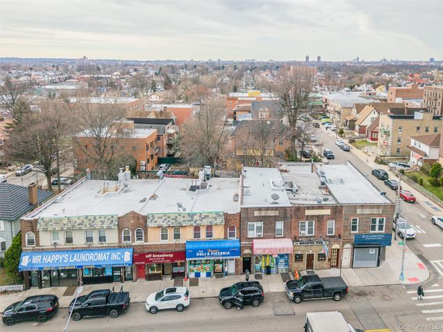 16904 Crocheron Avenue, Flushing, NY 11358