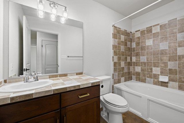 604 Whispering Hollow CIR, Point Venture, TX 78645