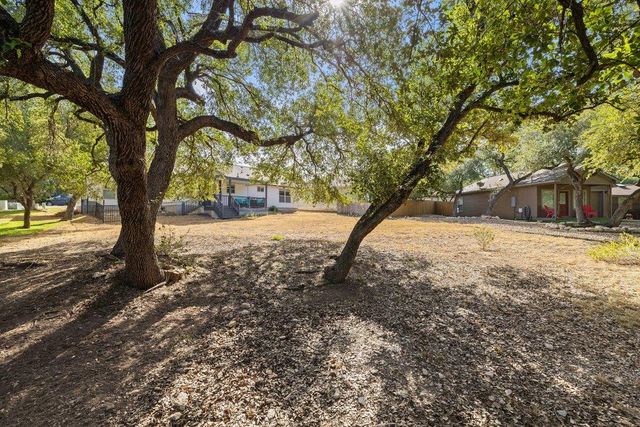 604 Whispering Hollow CIR, Point Venture, TX 78645
