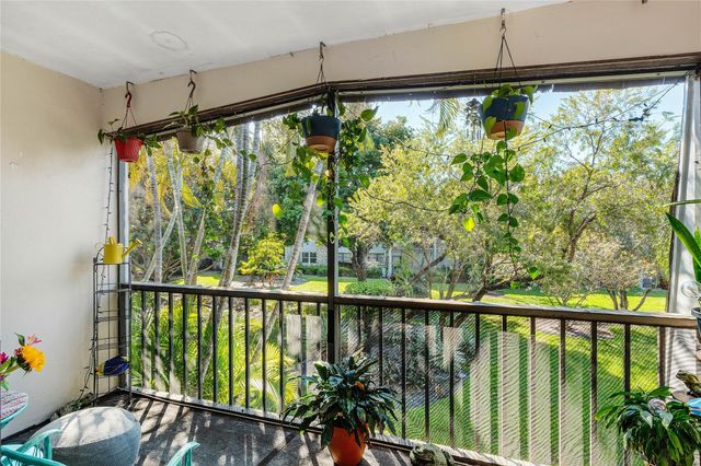 3111 Oakland Shores Drive F208, Oakland Park, FL 33309