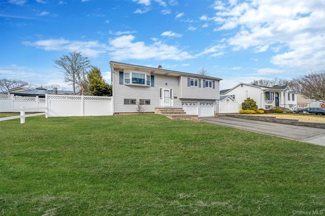 317 Garden City Street, Islip Terrace, NY 11752