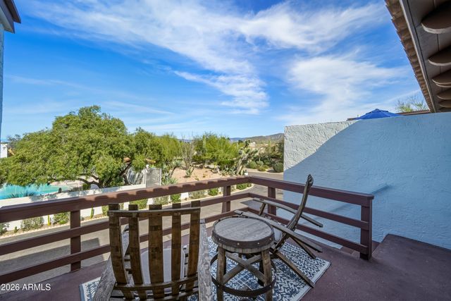 7501 E HAPPY HOLLOW Drive 12, Carefree, AZ 85377