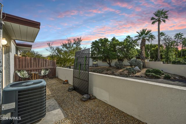 7501 E HAPPY HOLLOW Drive 12, Carefree, AZ 85377