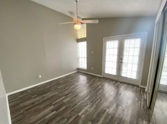 9823 Summerwood Circle 2002, Dallas, TX 75243